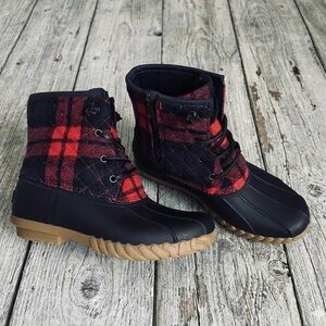 STQ Women’s Sz 7 Snow Winter Duck Boots Waterproof Fleece Lined Insulated Plaid